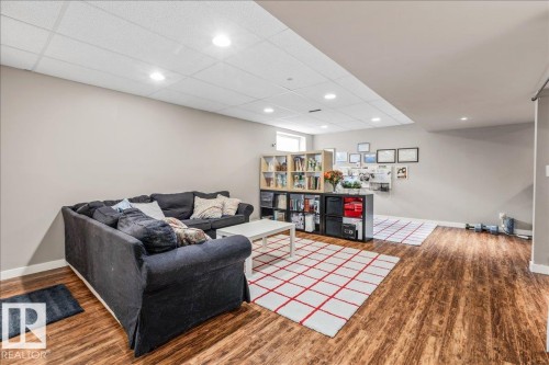 171 Cote Crescent, Edmonton, AB - Indoor