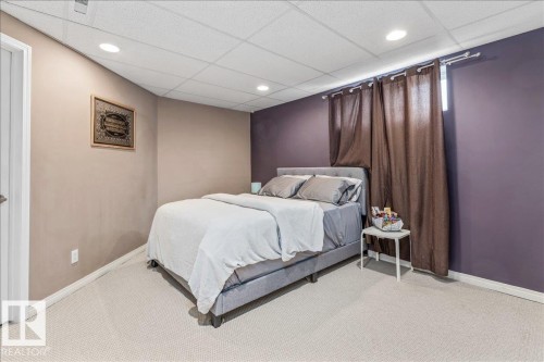 171 Cote Crescent, Edmonton, AB - Indoor Photo Showing Bedroom