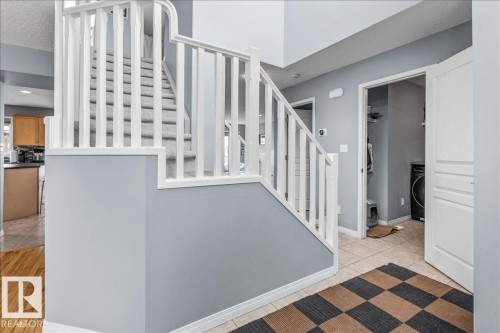 171 Cote Crescent, Edmonton, AB - Indoor Photo Showing Other Room