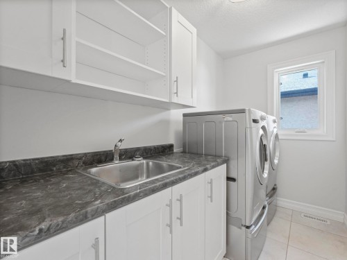 7128 169 Avenue, Edmonton, AB - Indoor Photo Showing Laundry Room