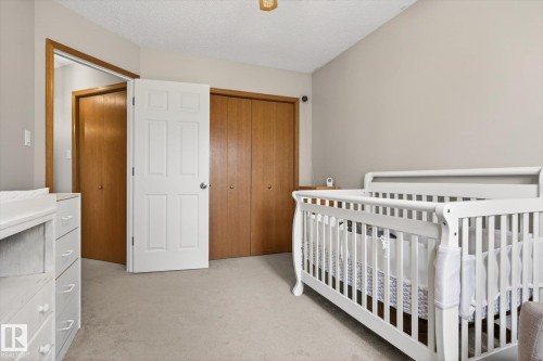 3004 39 Avenue, Edmonton, AB - Indoor Photo Showing Bedroom