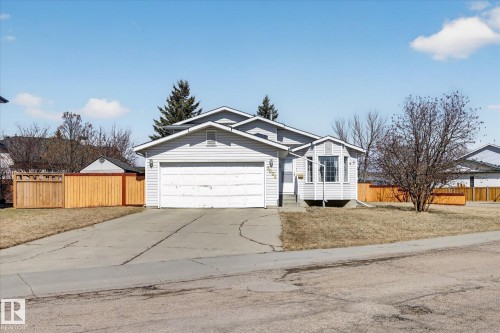 3004 39 Avenue, Edmonton, AB - Outdoor