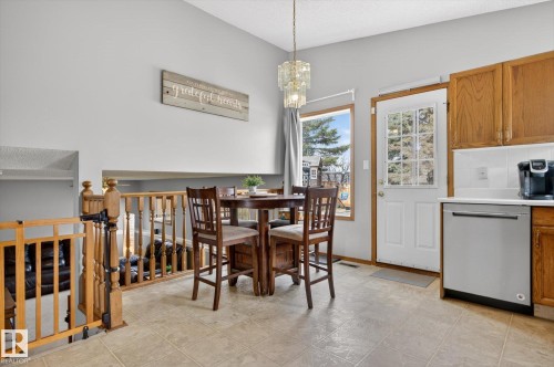 3004 39 Avenue, Edmonton, AB - Indoor