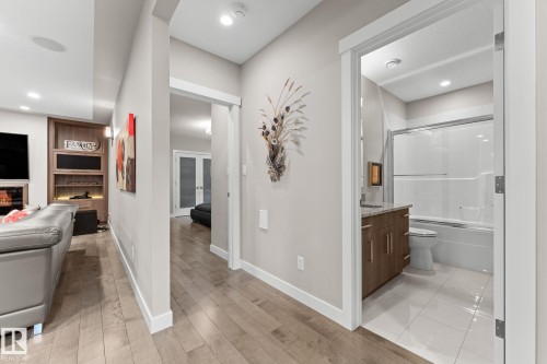 3412 Watson Place, Edmonton, AB - Indoor