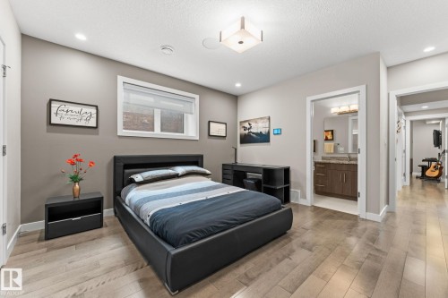 3412 Watson Place, Edmonton, AB - Indoor Photo Showing Bedroom