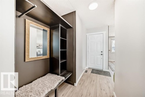 5 Larose Drive, St. Albert, AB - Indoor