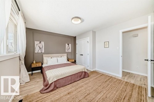 5 Larose Drive, St. Albert, AB - Indoor Photo Showing Bedroom