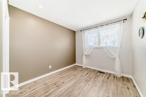 5 Larose Drive, St. Albert, AB - Indoor Photo Showing Other Room