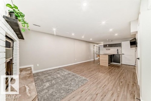 5 Larose Drive, St. Albert, AB - Indoor