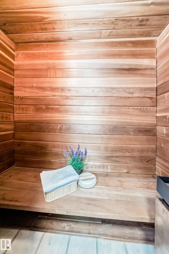 5 Larose Drive, St. Albert, AB - Indoor Photo Showing Other Room