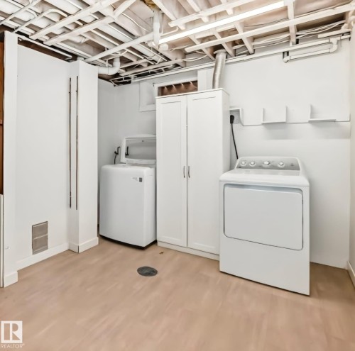 5 Larose Drive, St. Albert, AB - Indoor Photo Showing Laundry Room