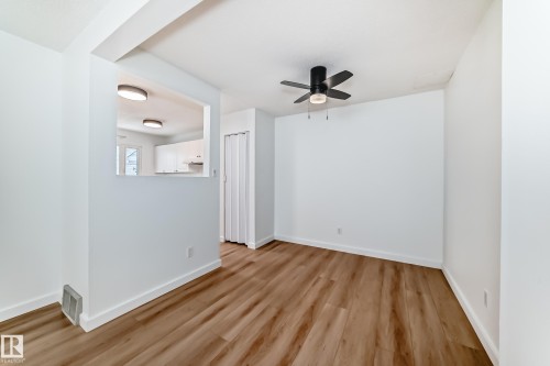 9D Castle Terrace, Edmonton, AB - Indoor Photo Showing Other Room