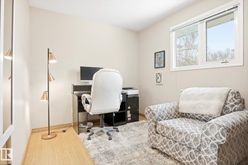 10222 73 Street, Edmonton, AB - Indoor