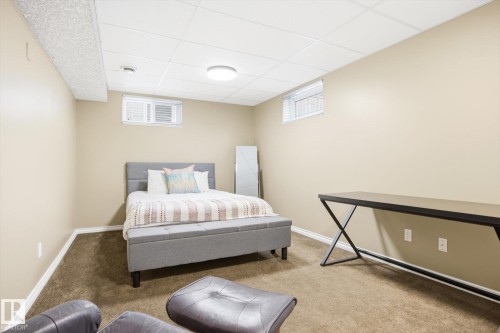 10222 73 Street, Edmonton, AB - Indoor