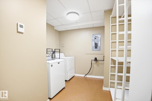 10222 73 Street, Edmonton, AB - Indoor Photo Showing Laundry Room