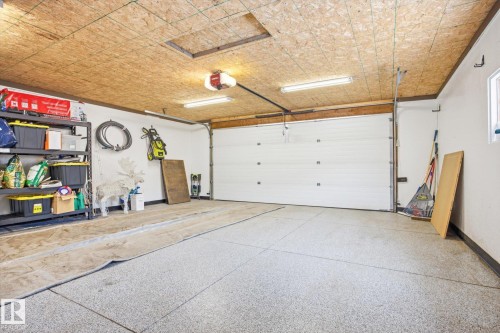 10222 73 Street, Edmonton, AB - Indoor Photo Showing Garage