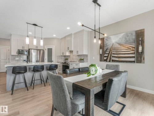 22139 80 Avenue, Edmonton, AB - Indoor Photo Showing Dining Room