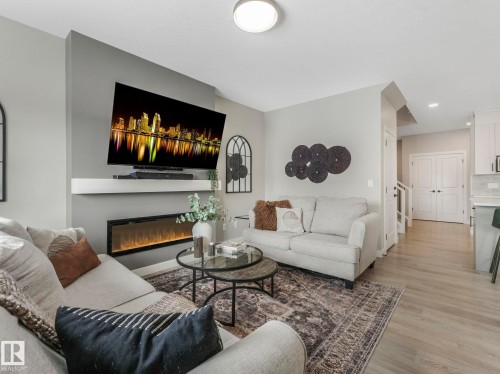 22139 80 Avenue, Edmonton, AB - Indoor Photo Showing Living Room With Fireplace