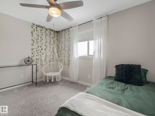 22139 80 Avenue, Edmonton, AB - Indoor Photo Showing Bedroom