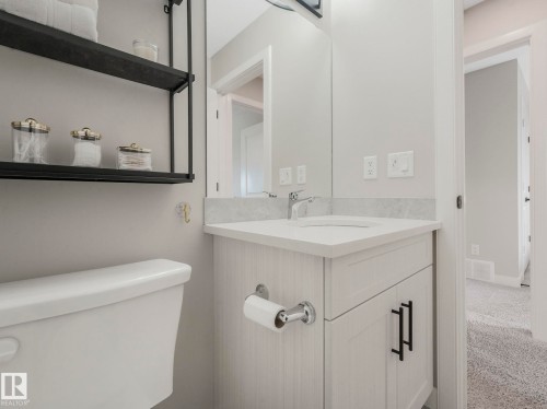 22139 80 Avenue, Edmonton, AB - Indoor Photo Showing Bathroom