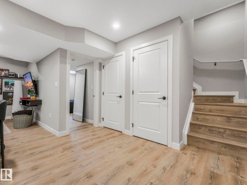 22139 80 Avenue, Edmonton, AB - Indoor Photo Showing Other Room
