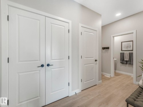 22139 80 Avenue, Edmonton, AB - Indoor Photo Showing Other Room