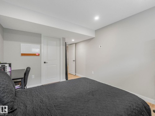 22139 80 Avenue, Edmonton, AB - Indoor