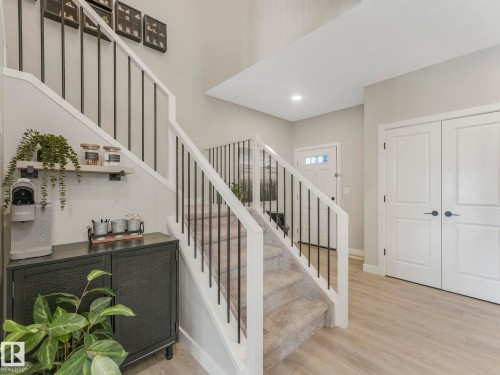 22139 80 Avenue, Edmonton, AB - Indoor Photo Showing Other Room