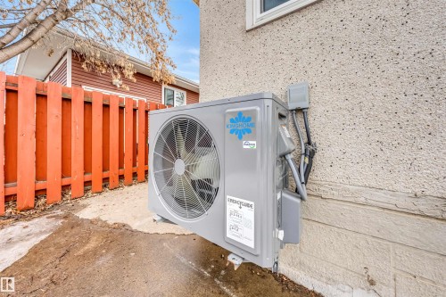 4238 117 Avenue, Edmonton, AB - Outdoor