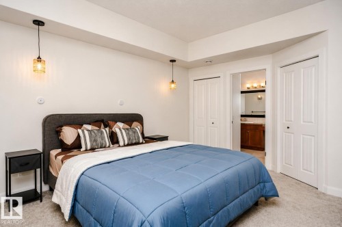 19 2565 Hanna Crescent, Edmonton, AB - Indoor Photo Showing Bedroom