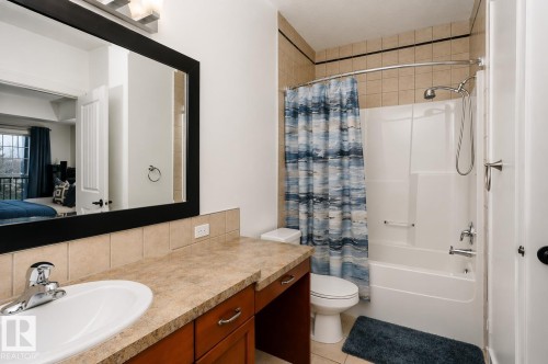 19 2565 Hanna Crescent, Edmonton, AB - Indoor Photo Showing Bathroom
