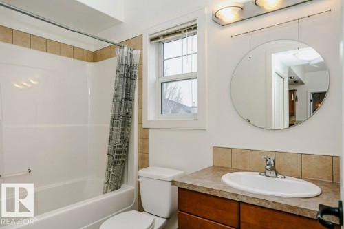 19 2565 Hanna Crescent, Edmonton, AB - Indoor Photo Showing Bathroom