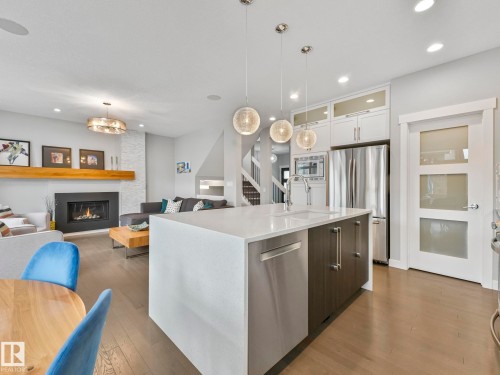 5921 Edmonds Crescent, Edmonton, AB - Indoor Photo Showing Kitchen With Fireplace With Upgraded Kitchen
