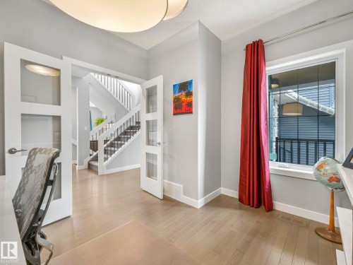 5921 Edmonds Crescent, Edmonton, AB - Indoor Photo Showing Other Room