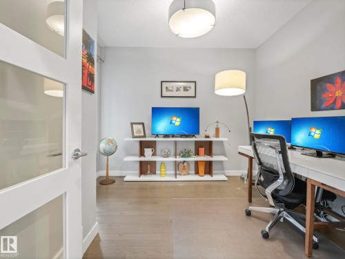 5921 Edmonds Crescent, Edmonton, AB - Indoor Photo Showing Other Room