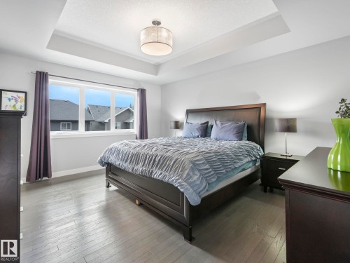 5921 Edmonds Crescent, Edmonton, AB - Indoor Photo Showing Bedroom