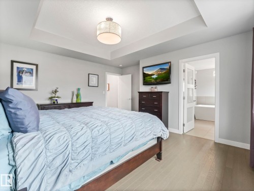 5921 Edmonds Crescent, Edmonton, AB - Indoor Photo Showing Bedroom