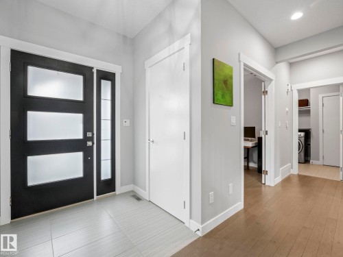 5921 Edmonds Crescent, Edmonton, AB - Indoor Photo Showing Other Room