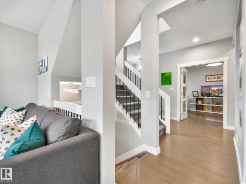 5921 Edmonds Crescent, Edmonton, AB - Indoor