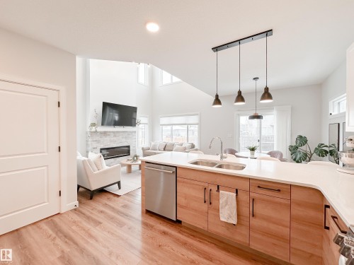 17223 81 Street, Edmonton, AB - Indoor Photo Showing Kitchen With Fireplace With Double Sink