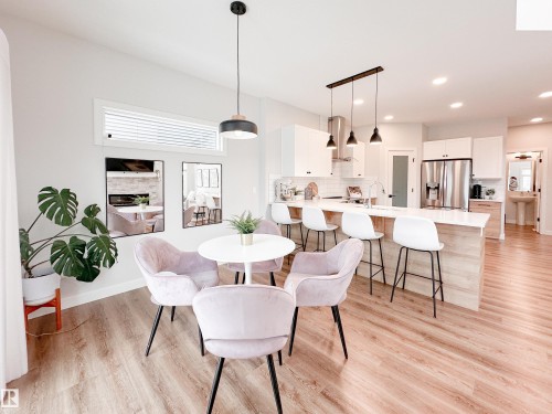 17223 81 Street, Edmonton, AB - Indoor Photo Showing Dining Room