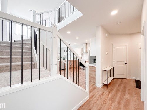 17223 81 Street, Edmonton, AB - Indoor Photo Showing Other Room