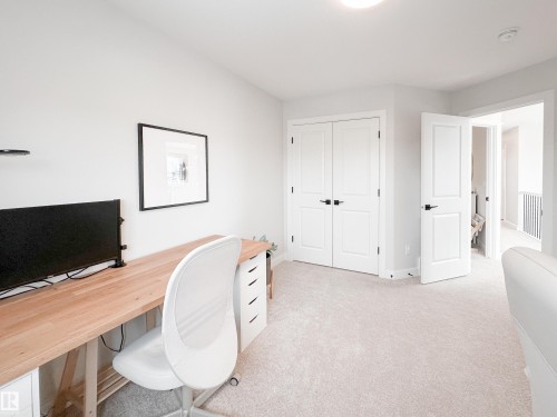 17223 81 Street, Edmonton, AB - Indoor Photo Showing Office