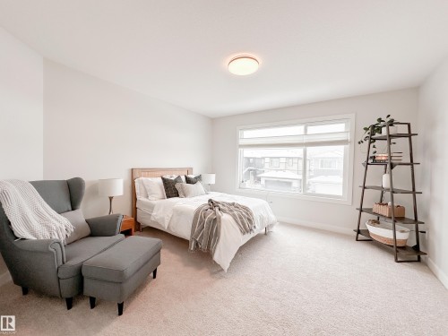 17223 81 Street, Edmonton, AB - Indoor Photo Showing Bedroom