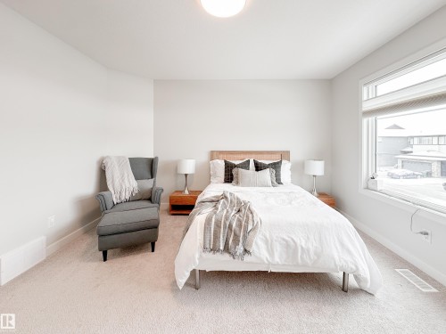 17223 81 Street, Edmonton, AB - Indoor Photo Showing Bedroom