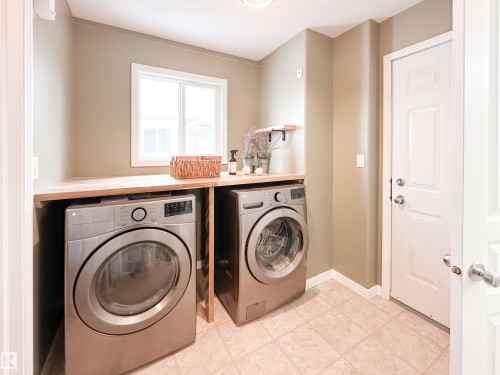 34 Eastgate Way, St. Albert, AB - Indoor Photo Showing Laundry Room