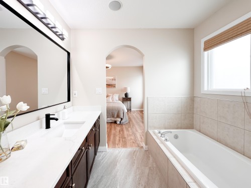 34 Eastgate Way, St. Albert, AB - Indoor Photo Showing Bathroom