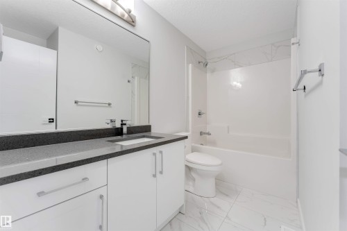339 Roberts Wynd, Leduc, AB - Indoor Photo Showing Bathroom