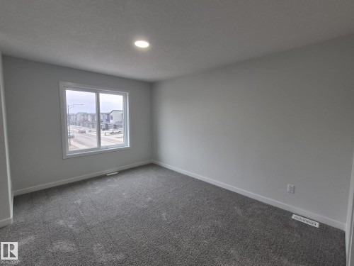6379 King Wynd, Edmonton, AB - Indoor Photo Showing Other Room