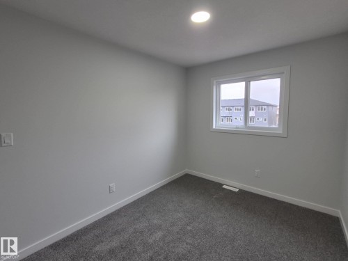 6379 King Wynd, Edmonton, AB - Indoor Photo Showing Other Room